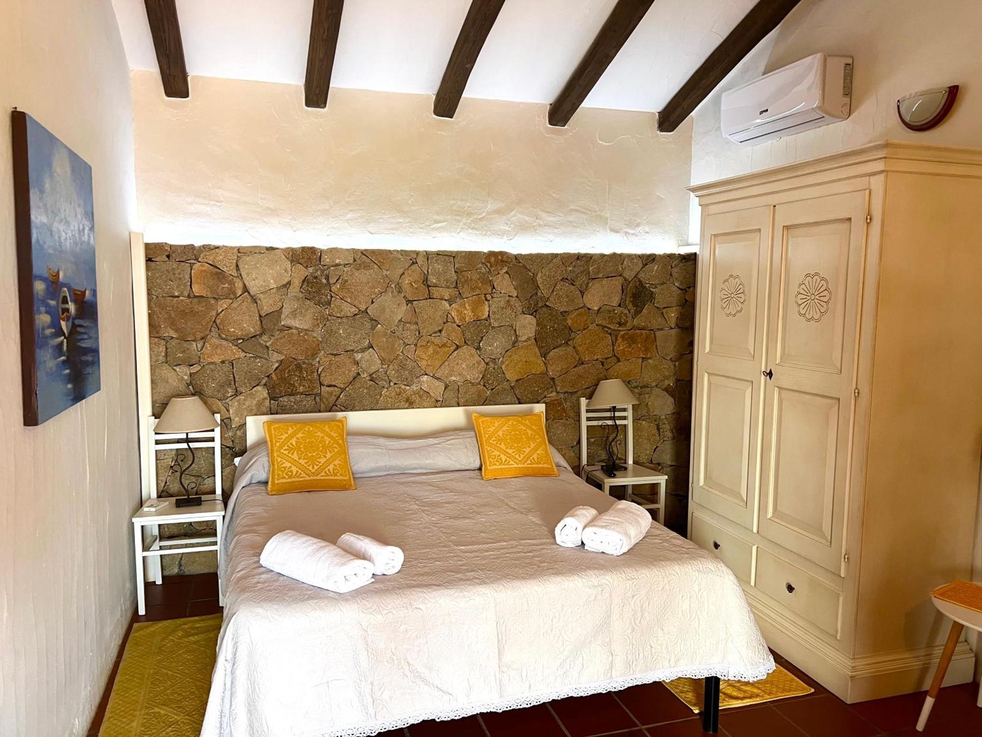 Antico Casale Del Poggio Hotel Капотера Екстериор снимка